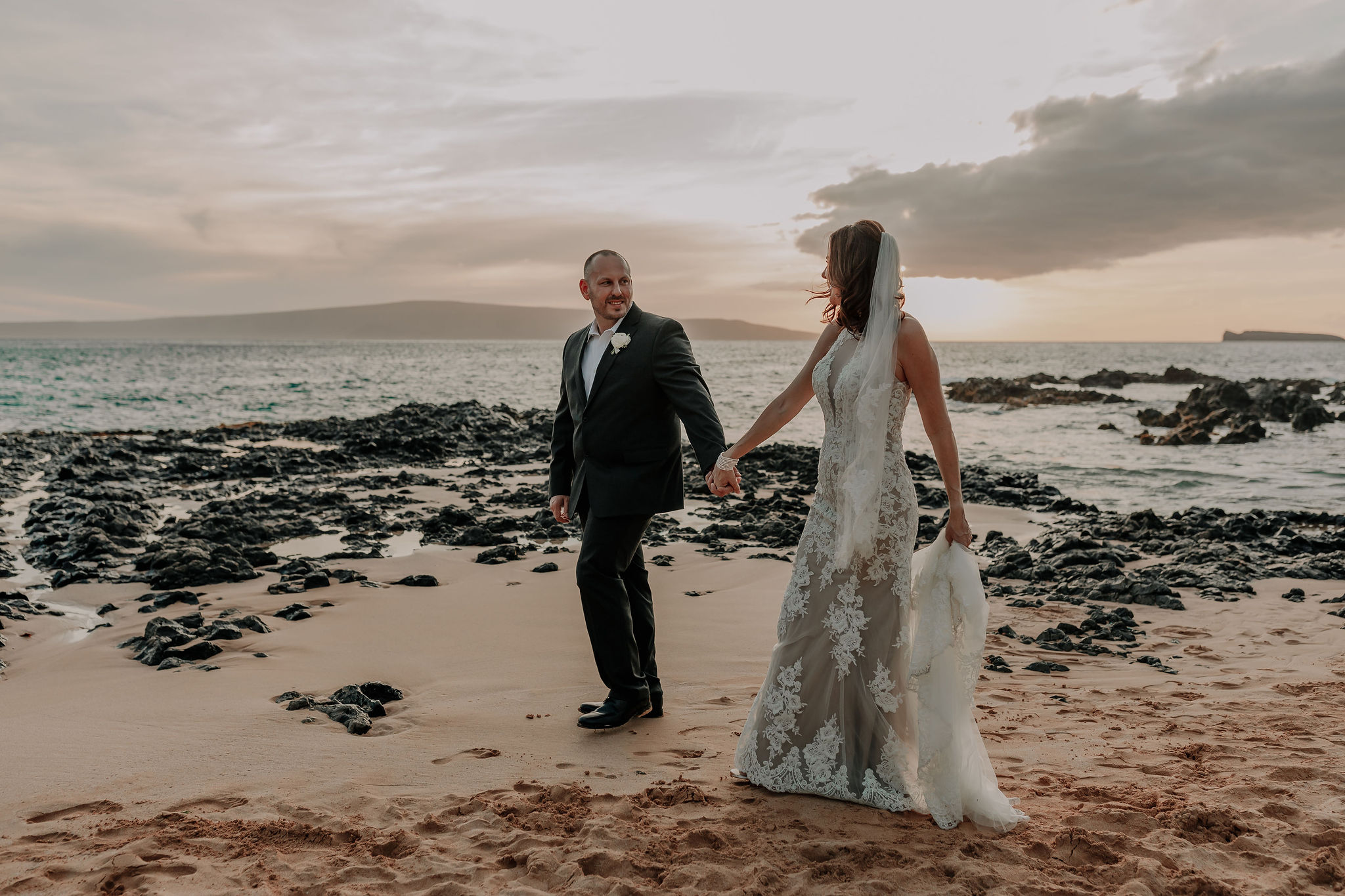 Makena Cove Wedding, Wedding at Makena Cove, Secret Cove Wedding Maui, Maui Beach Wedding Locations,